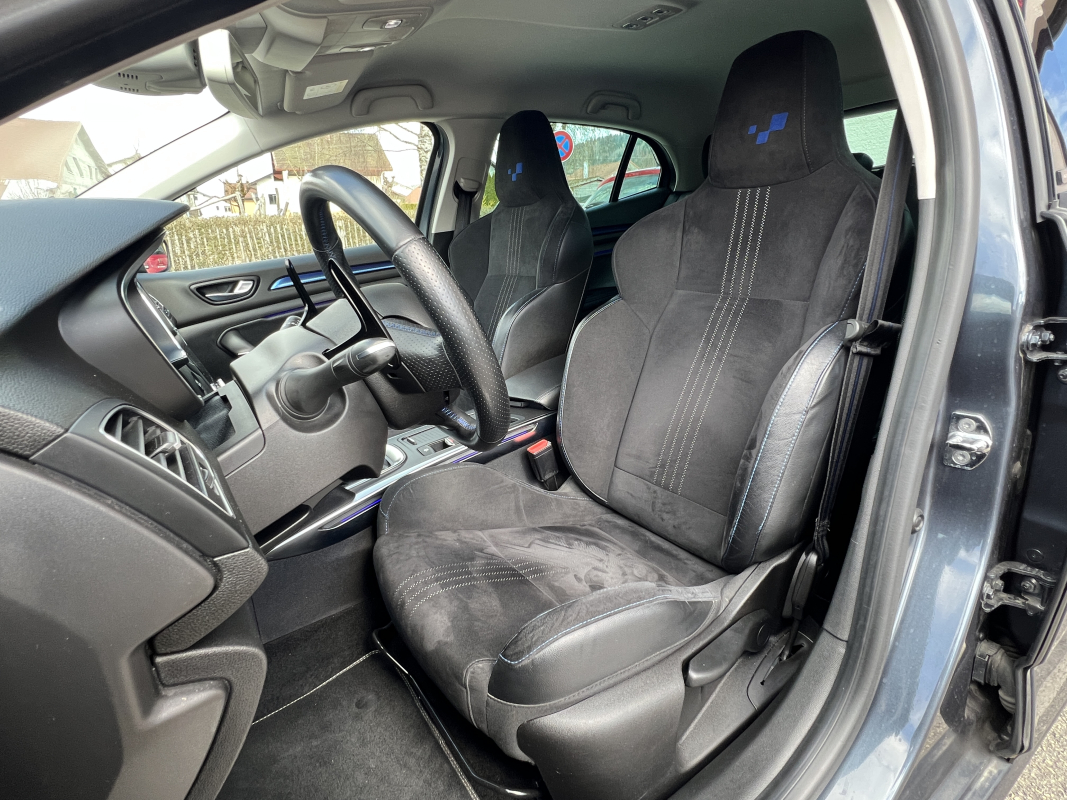 Renault Megane — 34