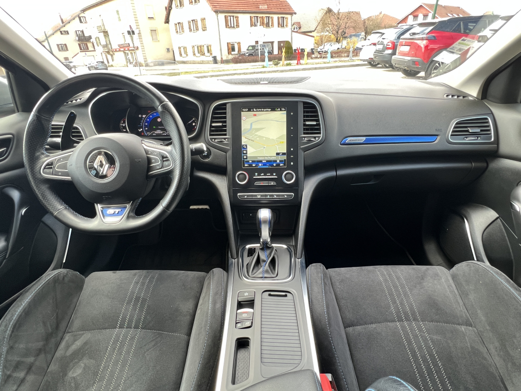 Renault Megane — 10