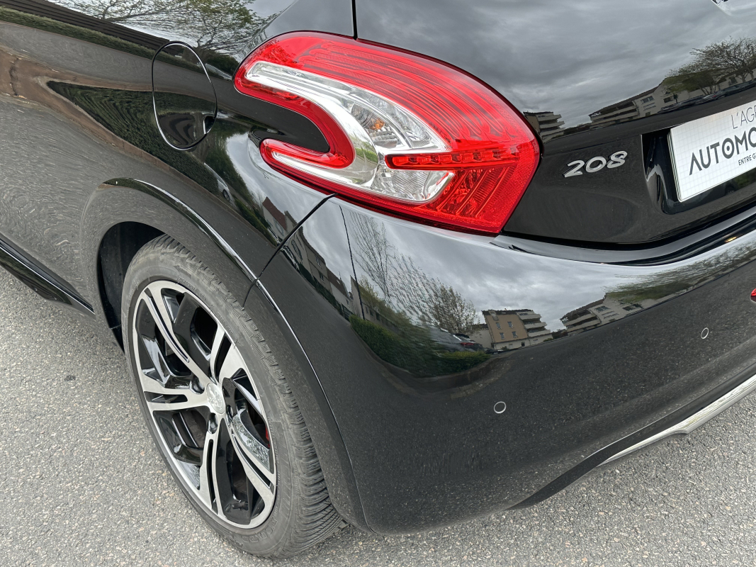 Peugeot 208 — 35
