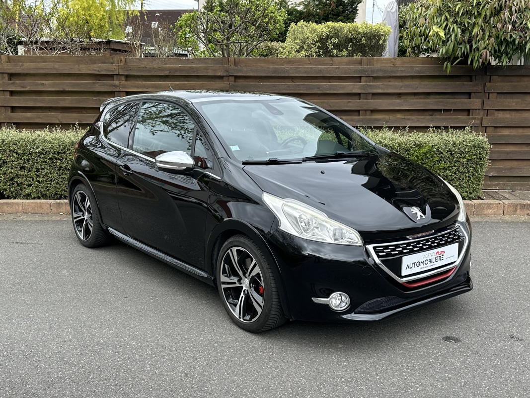 Peugeot 208 — 7