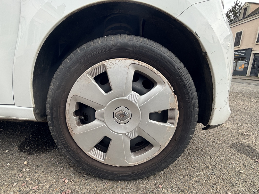 Renault Twingo — 19