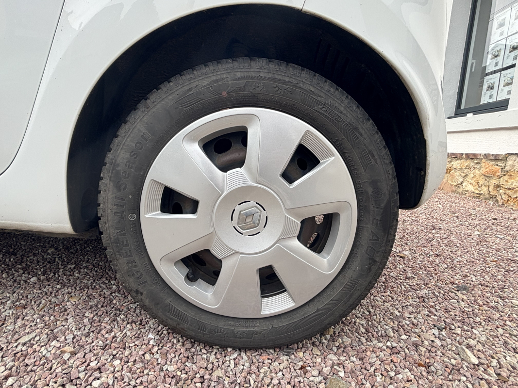 Renault Twingo — 21