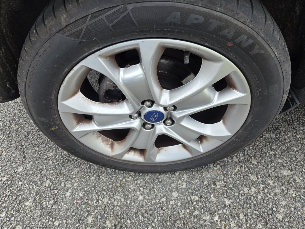 Ford Kuga — 30