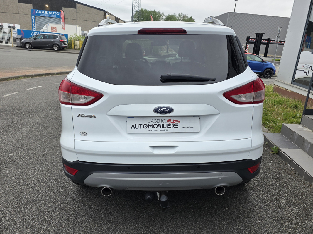 Ford Kuga — 7