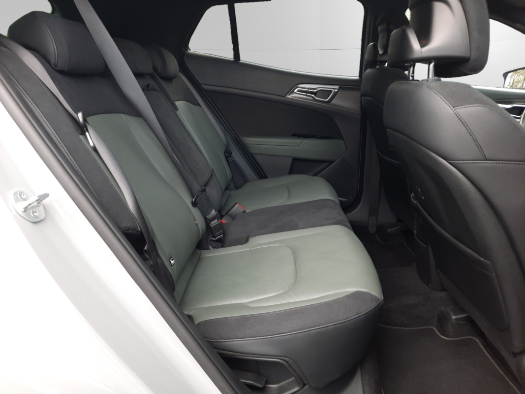 Kia Sportage — 28