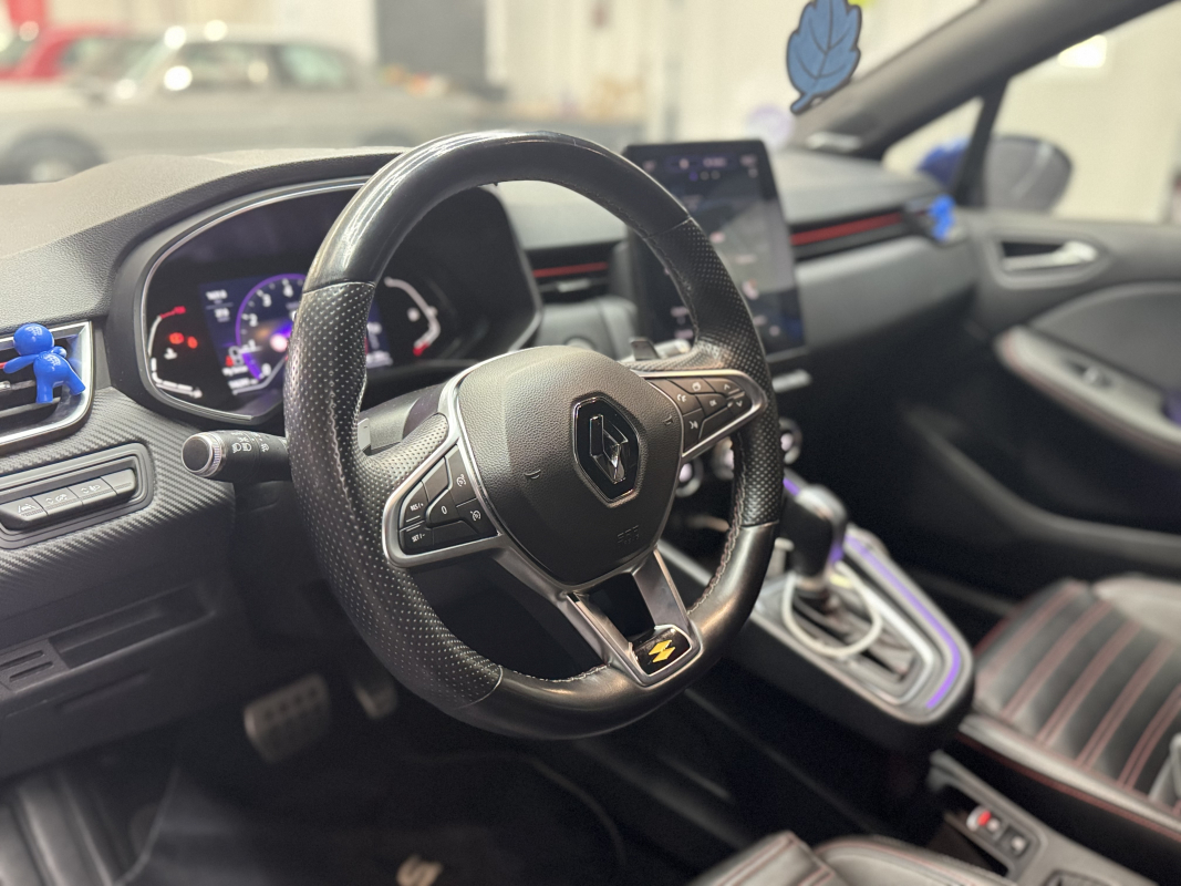 Renault Clio — 9