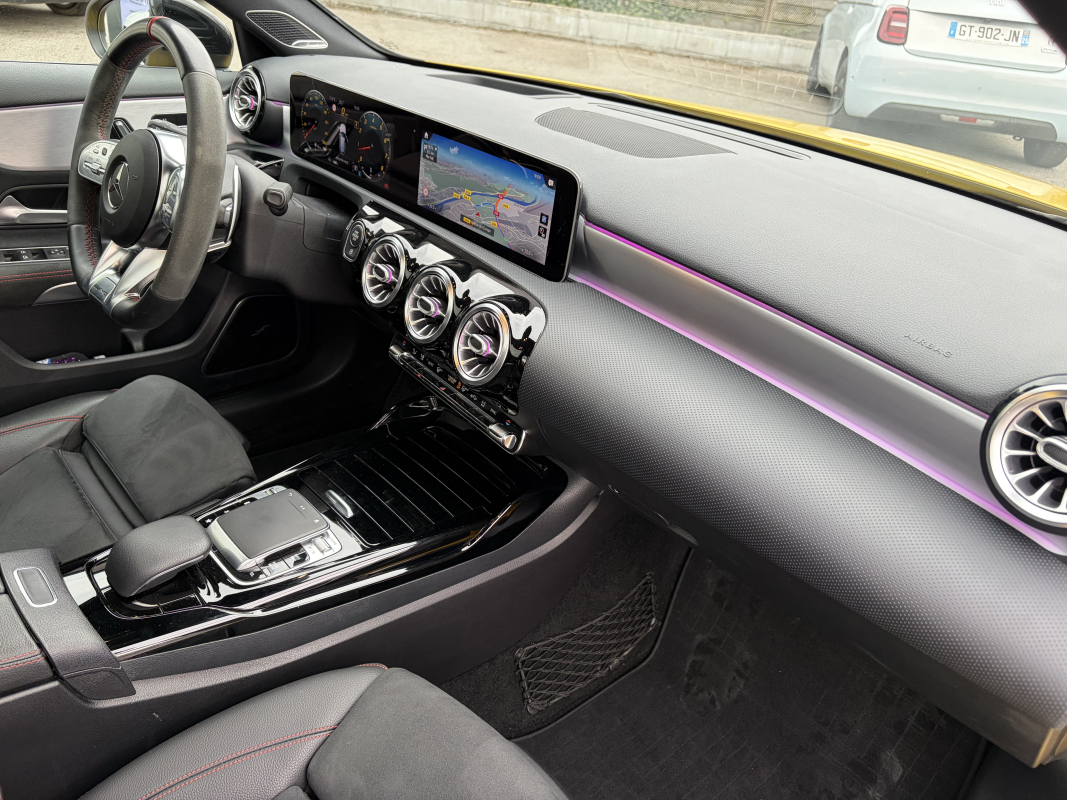 Mercedes Classe A — 19