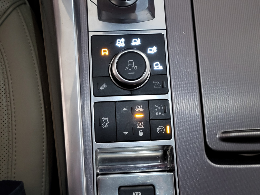 Land Rover Range Rover Sport — 13