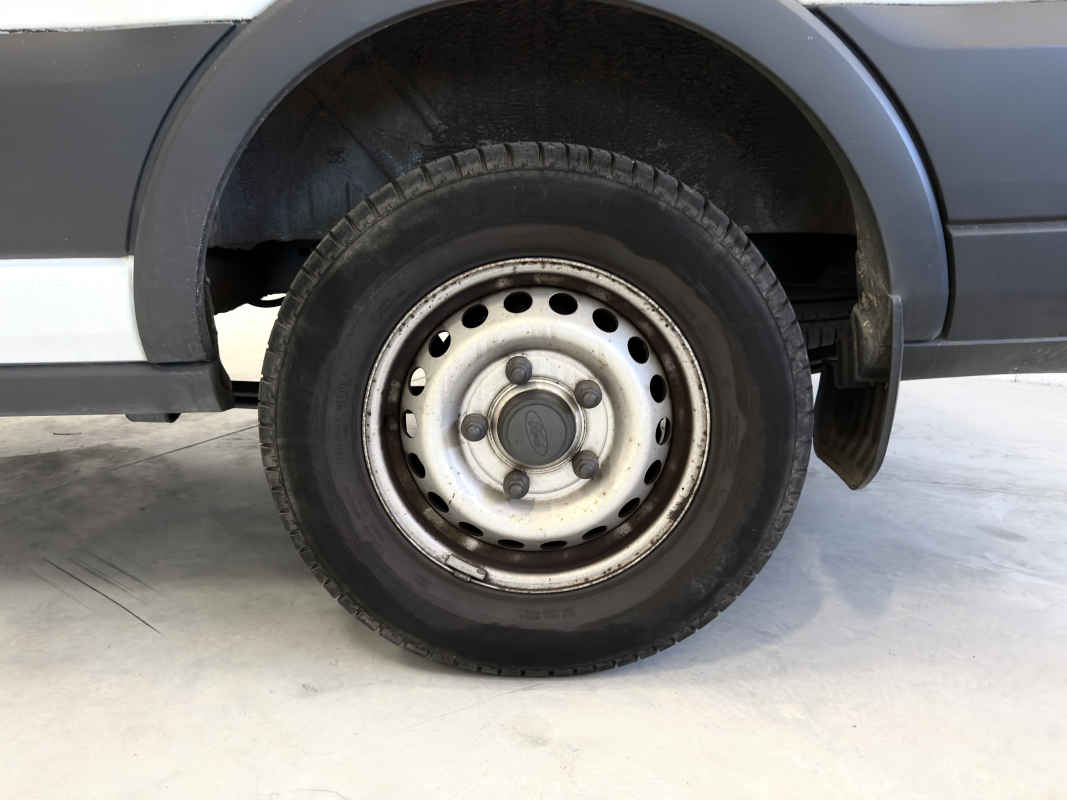 Ford Transit — 23