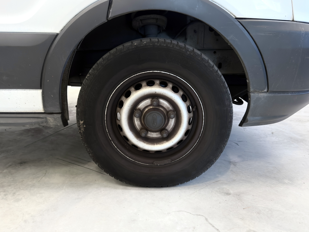Ford Transit — 25