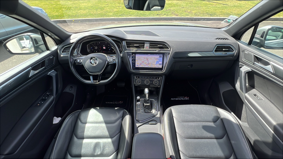 Volkswagen Tiguan — 13