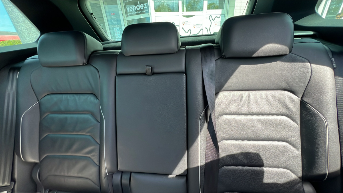 Volkswagen Tiguan — 21