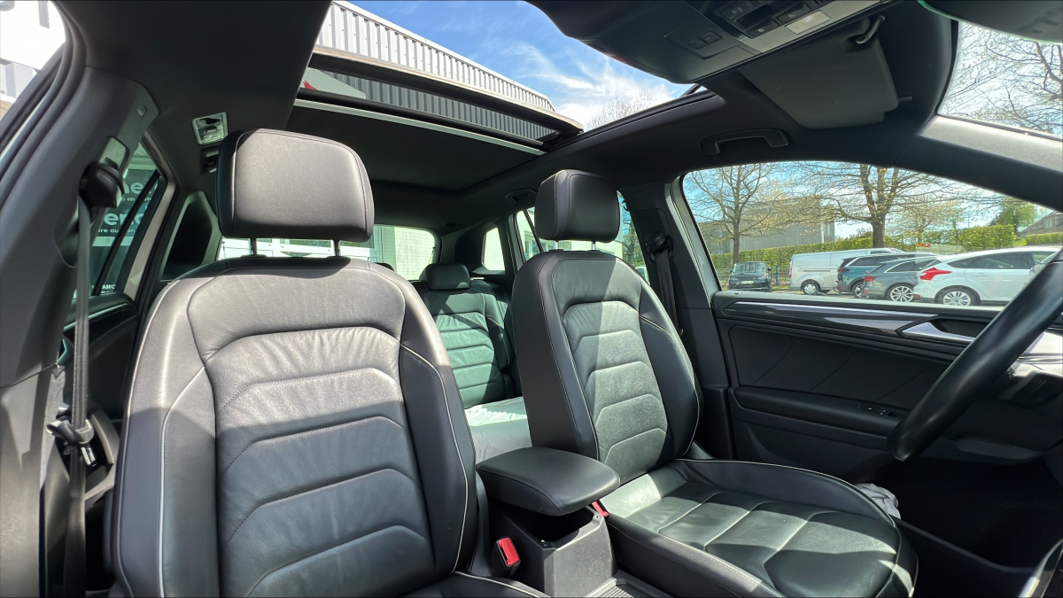 Volkswagen Tiguan — 20