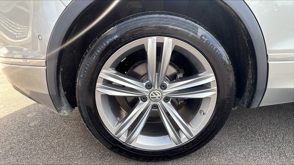 Volkswagen Tiguan — 39