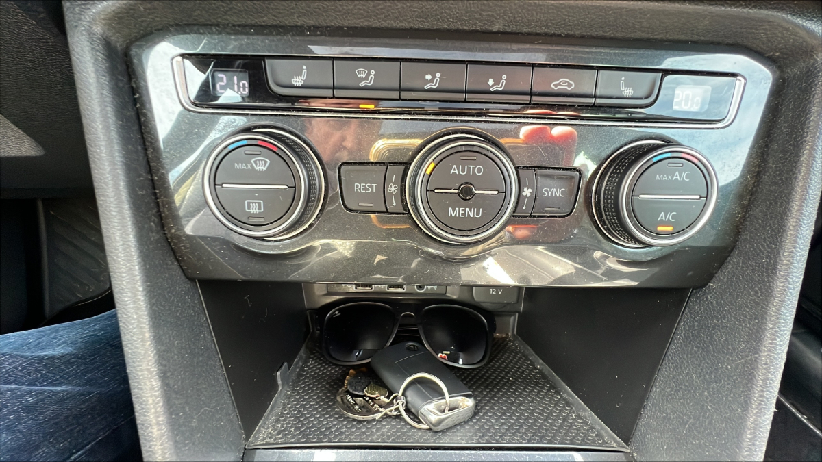 Volkswagen Tiguan — 29