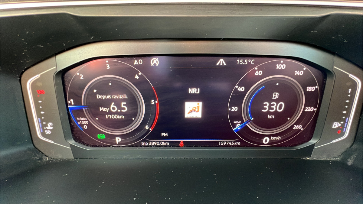 Volkswagen Tiguan — 14