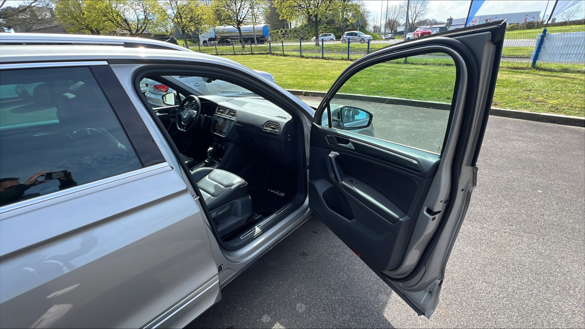 Volkswagen Tiguan — 18