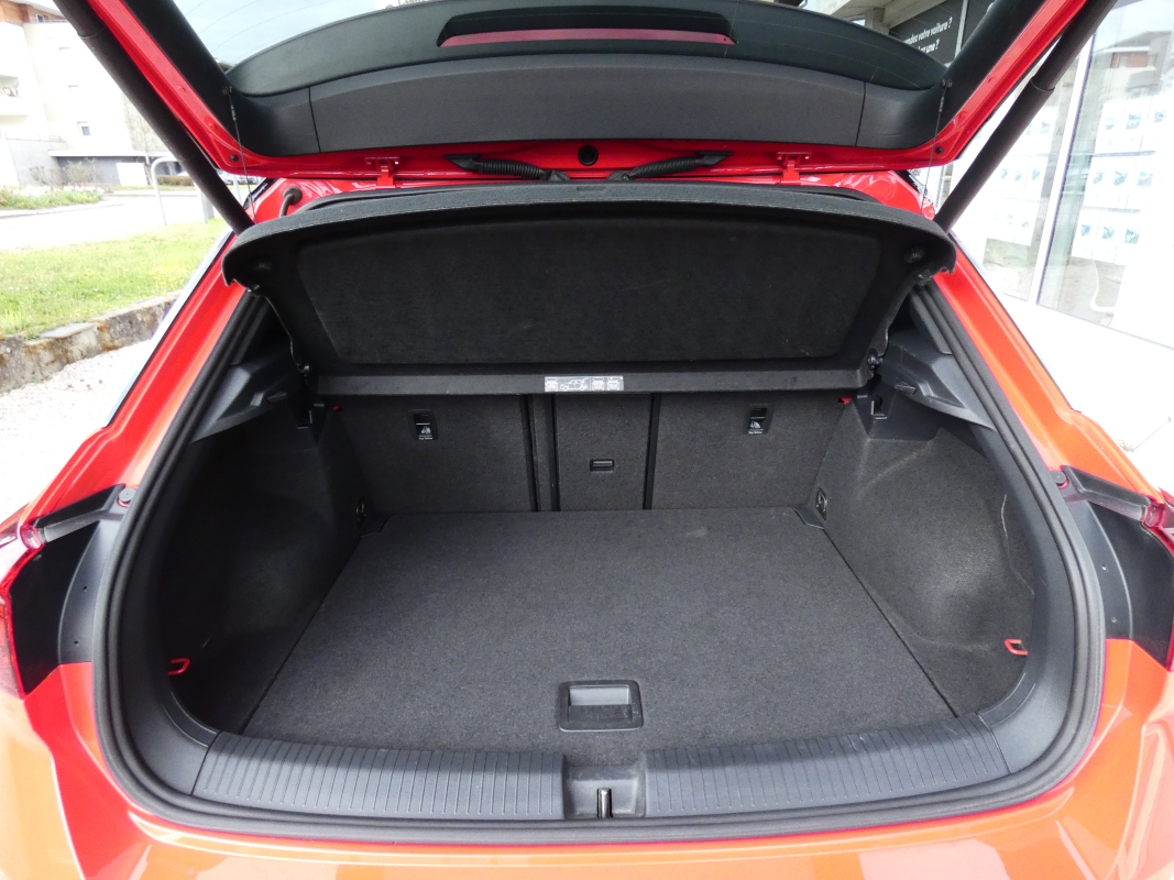 Volkswagen T-roc — 7