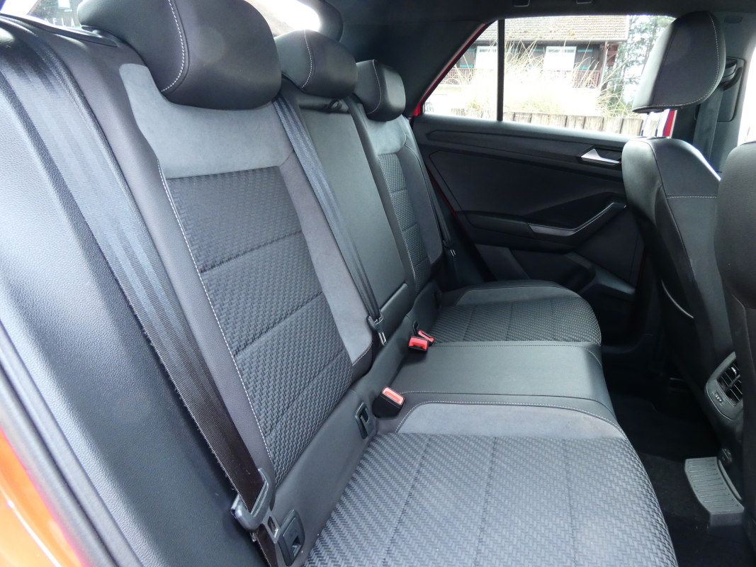 Volkswagen T-roc — 16