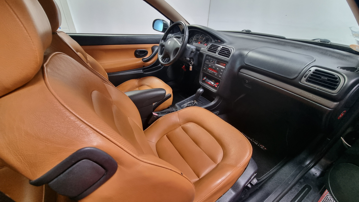 Peugeot 406 Coupé — 12