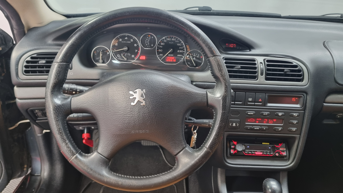 Peugeot 406 Coupé — 16