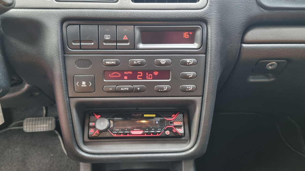 Peugeot 406 Coupé — 18
