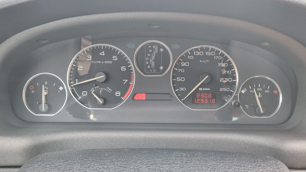 Peugeot 406 Coupé — 17