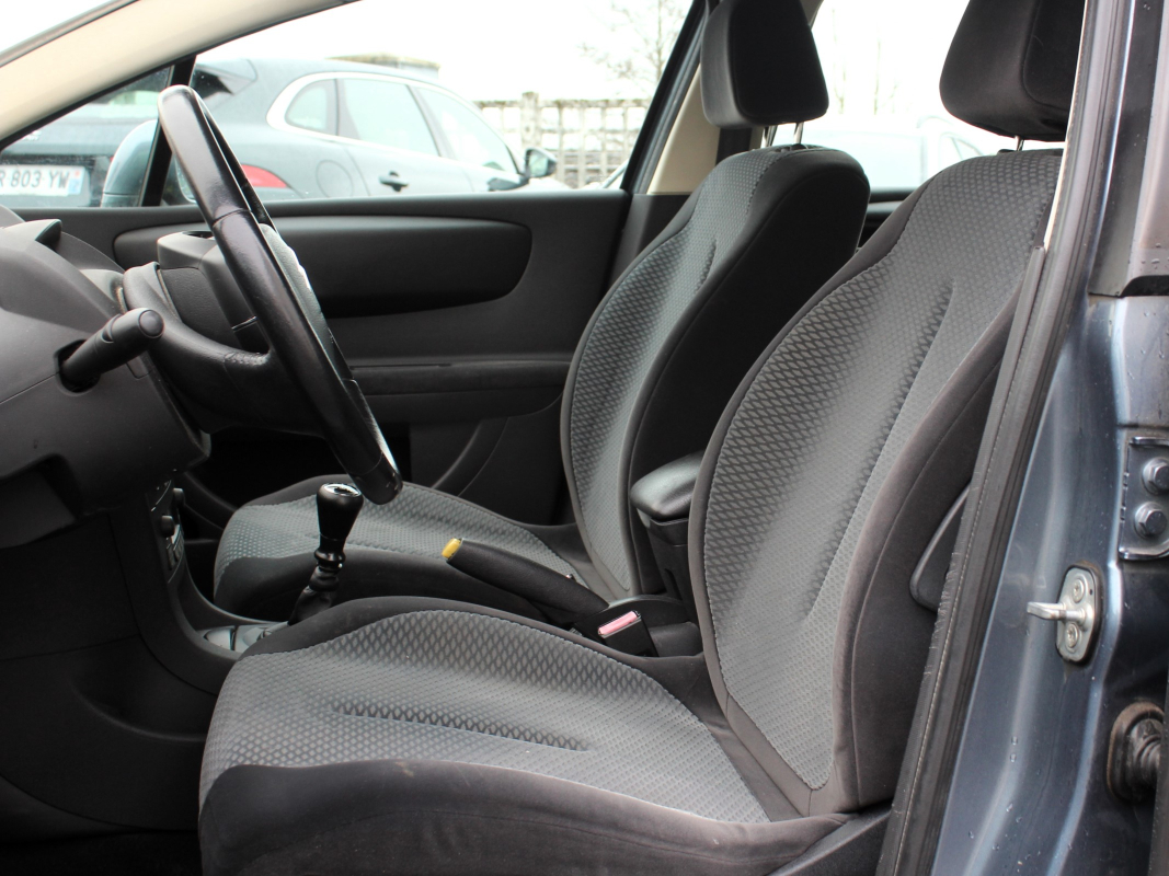 Citroen C4 — 11