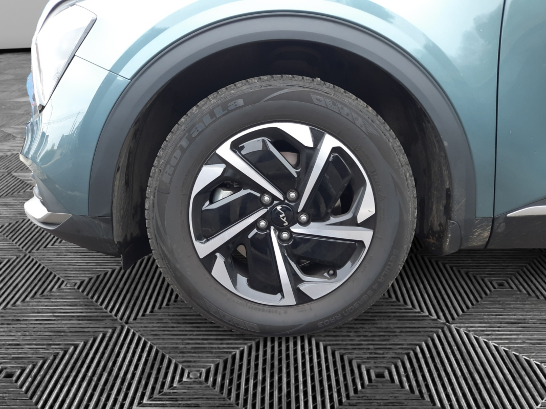 Kia Sportage — 32