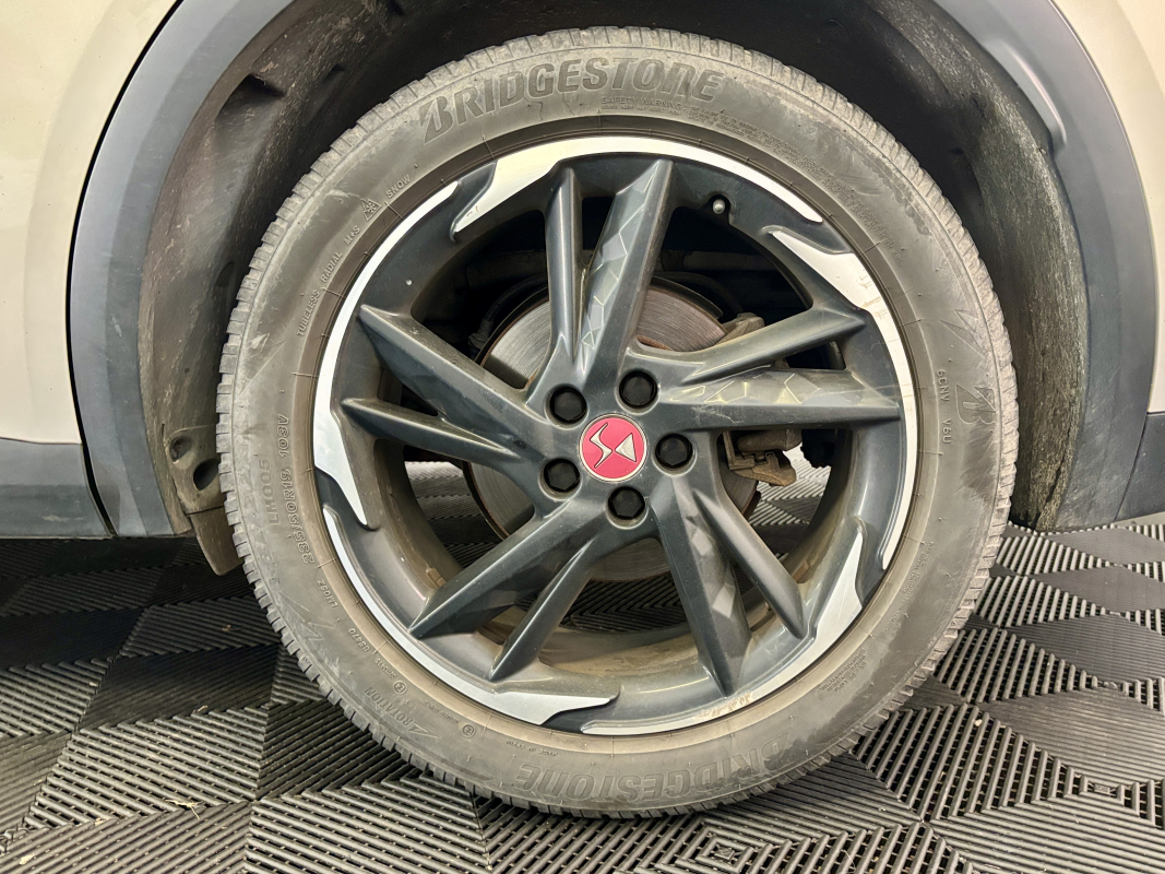 DS DS7 CROSSBACK — 9