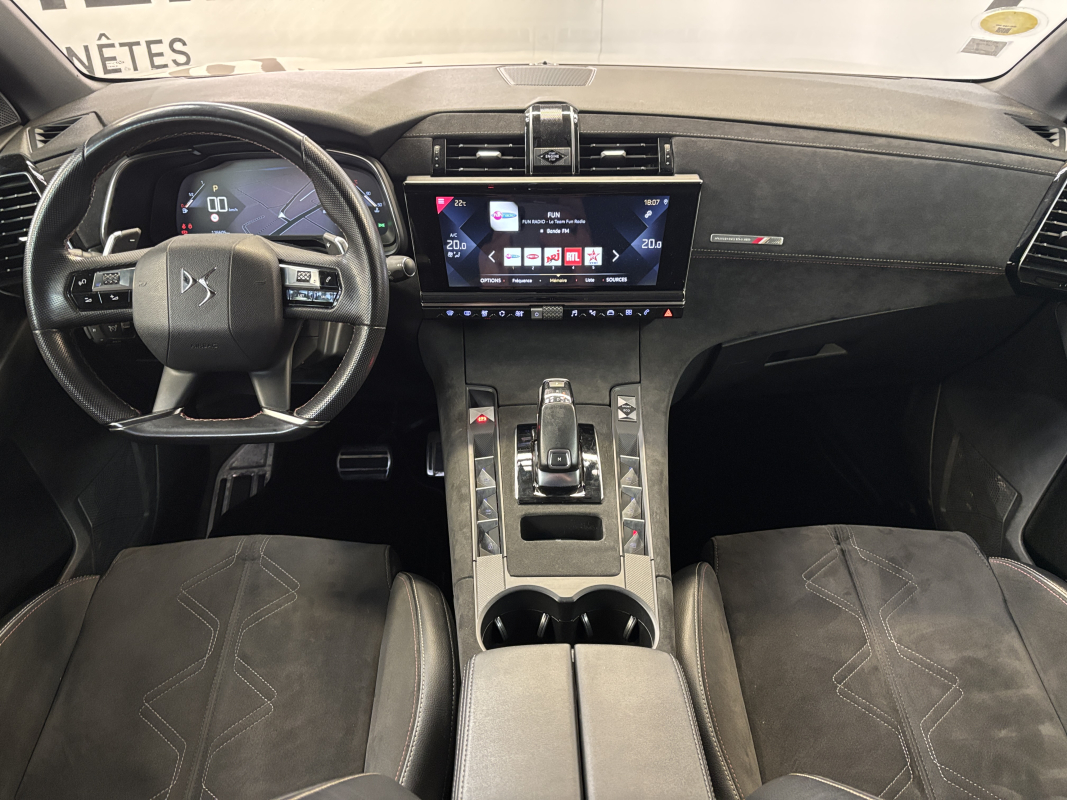 DS DS7 CROSSBACK — 10
