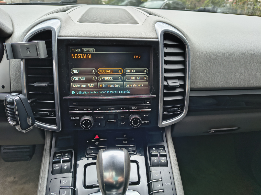 Porsche Cayenne — 13