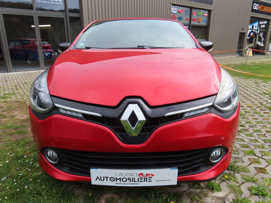 Renault Clio — 2