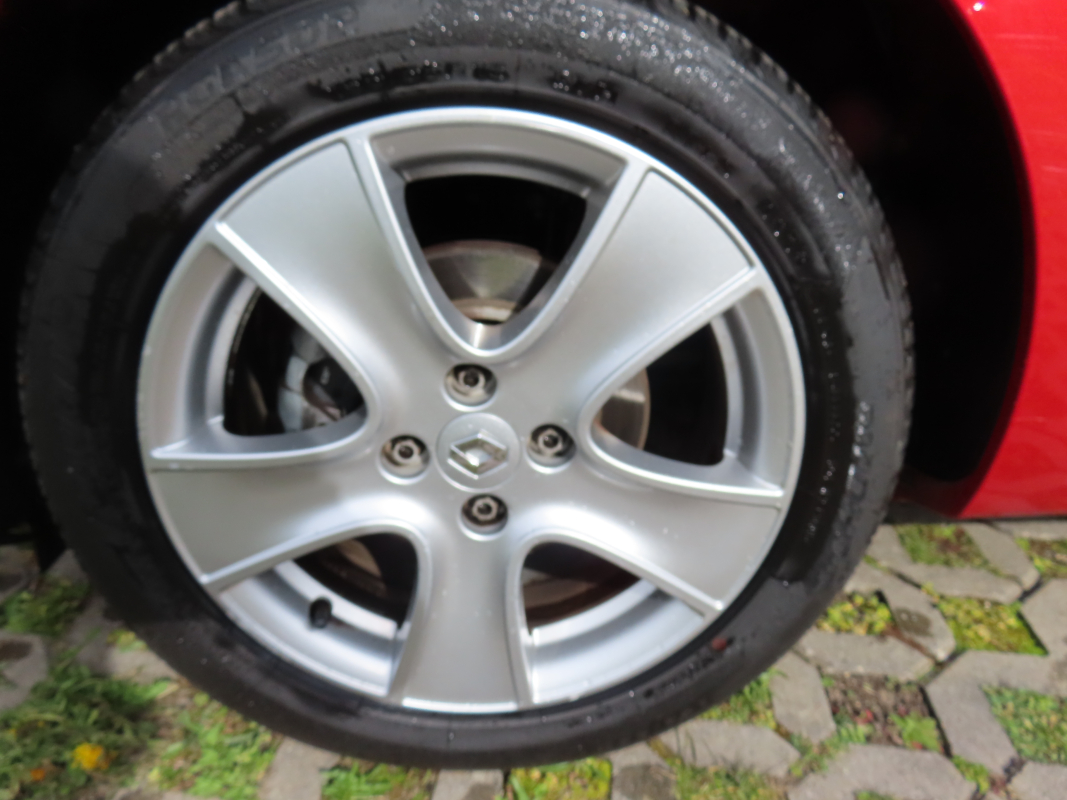 Renault Clio — 14