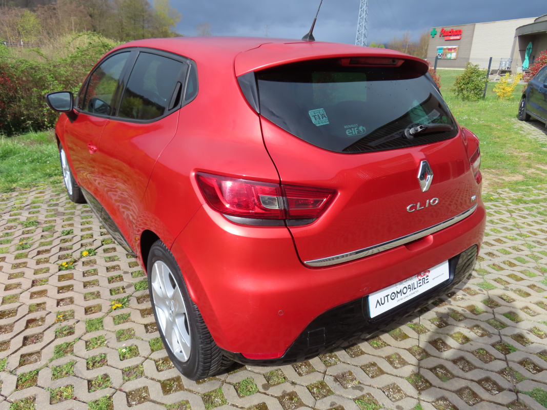 Renault Clio — 6