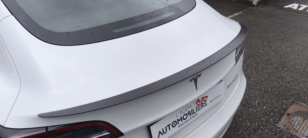 Tesla Model 3 — 25