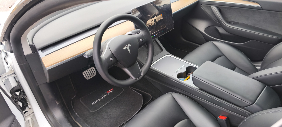 Tesla Model 3 — 10