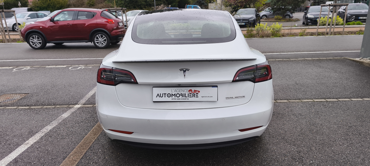 Tesla Model 3 — 6