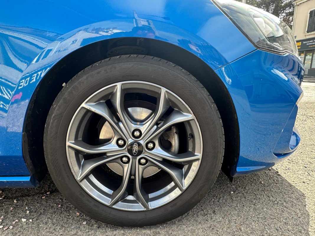 Ford Focus — 27