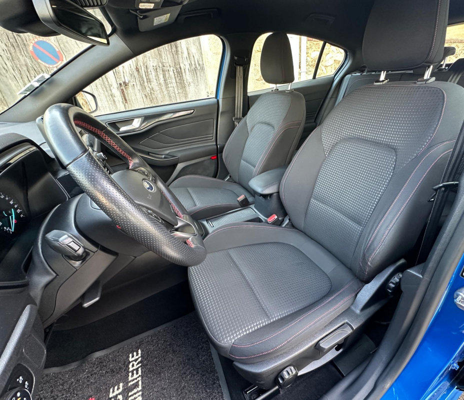 Ford Focus — 9