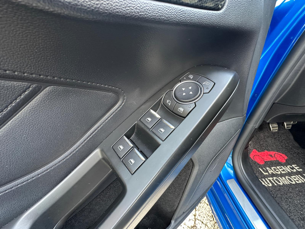 Ford Focus — 23