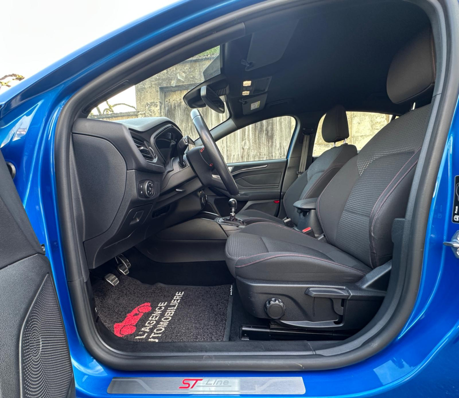Ford Focus — 8