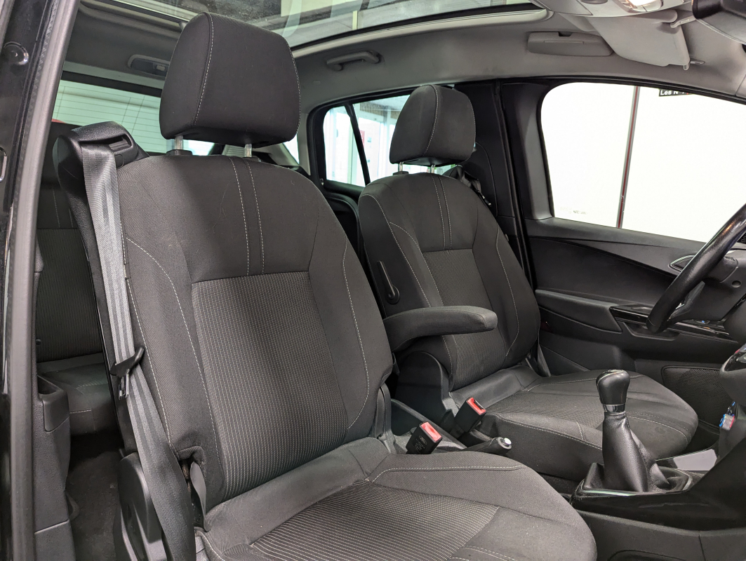 Ford B-Max — 11