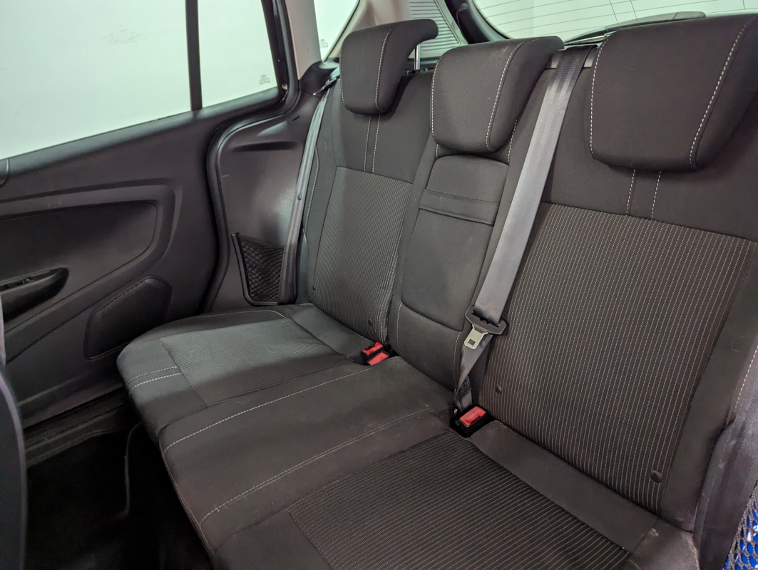 Ford B-Max — 14