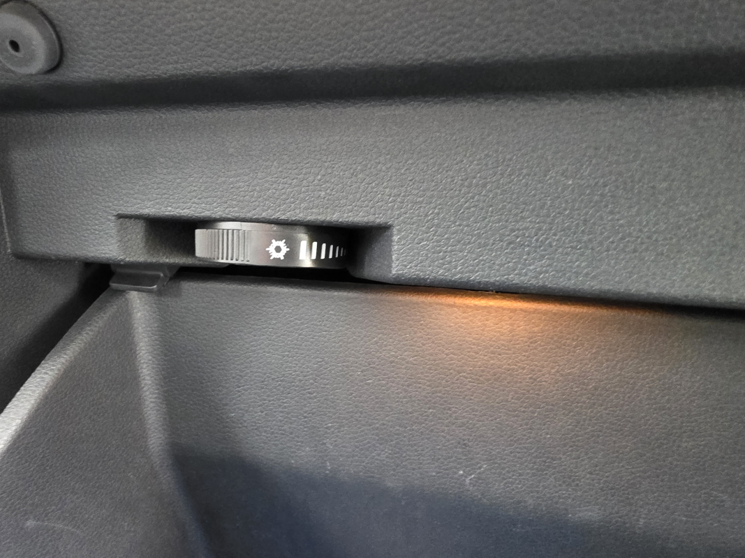 Volkswagen Touran — 23