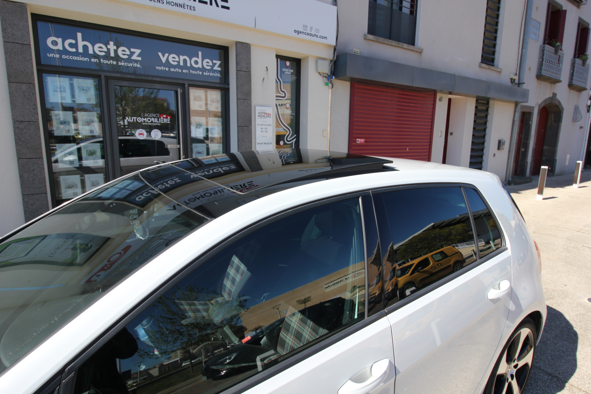 Volkswagen Golf — 9
