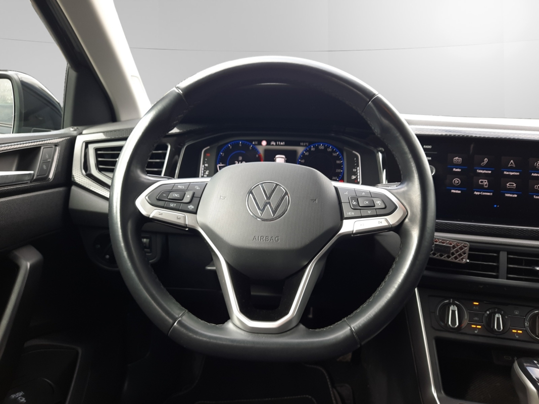 Volkswagen Polo — 11