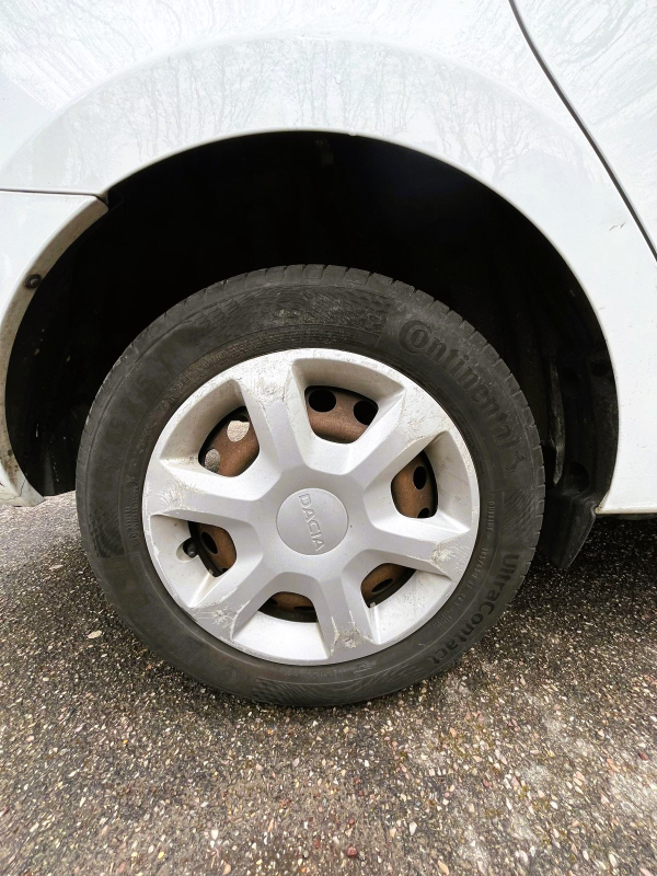 Dacia Logan — 24