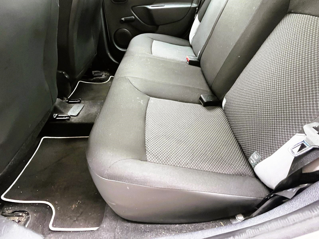 Dacia Logan — 21