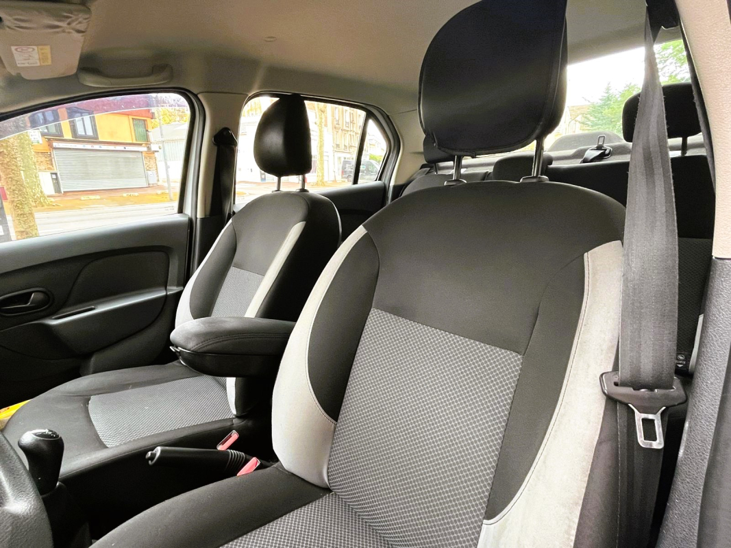 Dacia Logan — 10